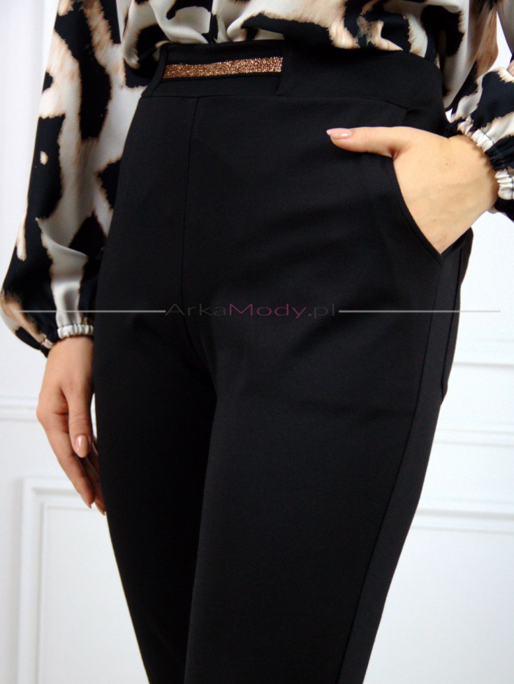 Eleganckie damskie spodnie czarne wysoki stan duże rozmiary Polski produkt złote guziczki 3