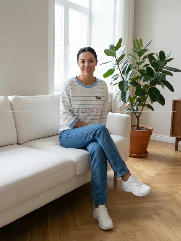 Bluza damska w błekitne paski z aplikacją pieska oversize rękaw 3/4 Xana Collection 4